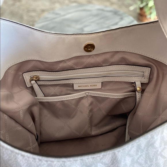 Michael Kors shoulder bag - Picture 2 of 4